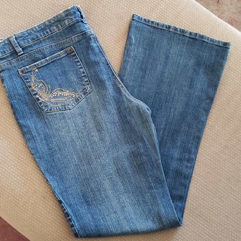 American Exchange jeans Size 15 stud accents 🦋